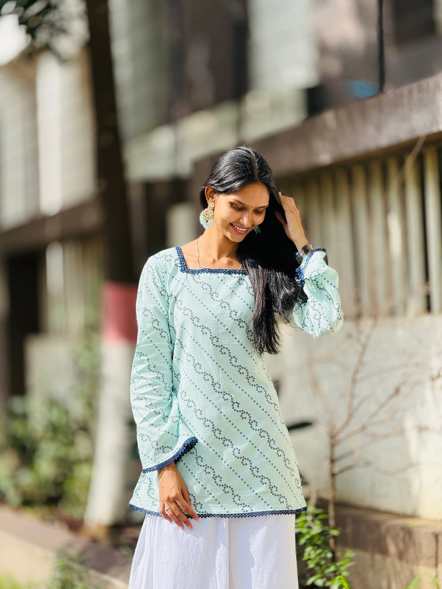 Nilam Pari