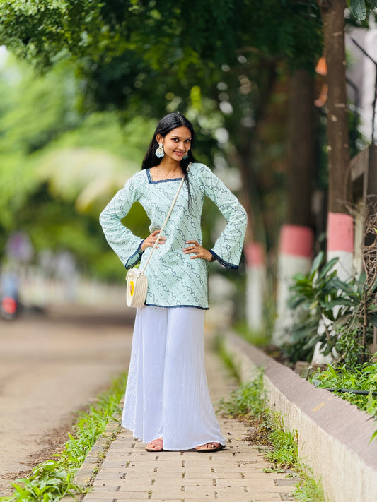Nilam Pari